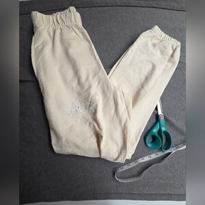 Boys Lie No Smoke Without Fire Sweatpants, Size Small